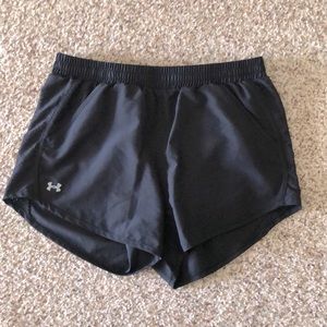 UNDER ARMOUR - Running shorts - Black - Size Small